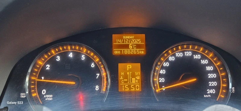 Toyota Avensis III Wagon 1.8i , снимка 14 - Автомобили и джипове - 52794867