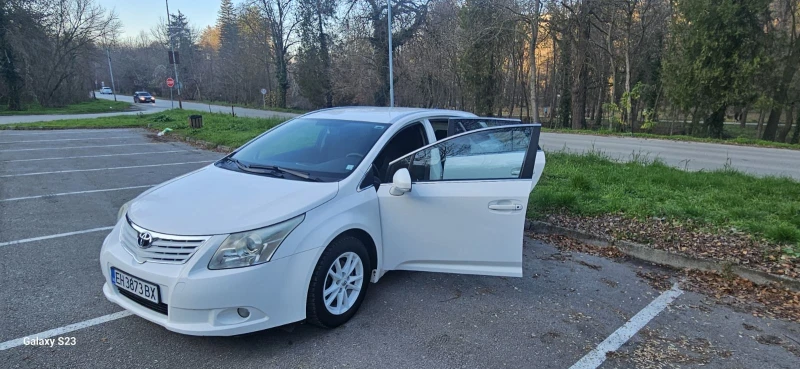 Toyota Avensis III Wagon 1.8i , снимка 6 - Автомобили и джипове - 52794867