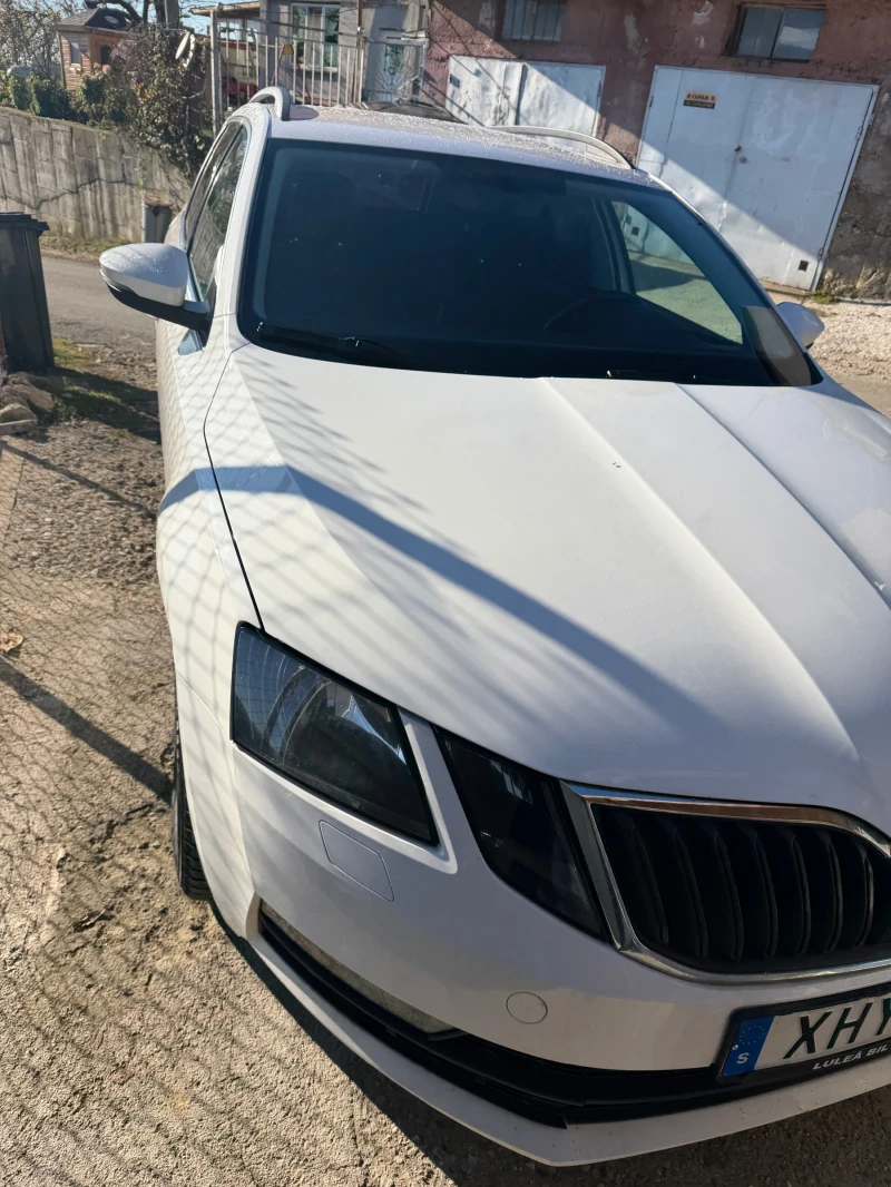Skoda Octavia Fecelift, снимка 11 - Автомобили и джипове - 52811112