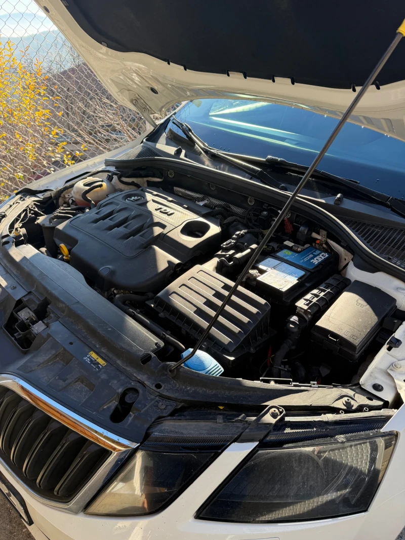 Skoda Octavia Fecelift, снимка 9 - Автомобили и джипове - 52811112