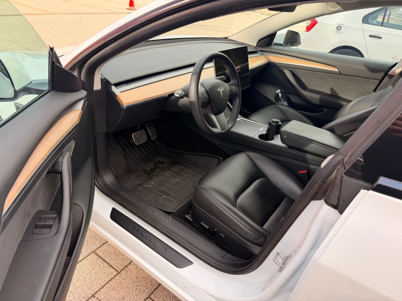 Tesla Model 3 Long Range Dual Motor - Facelift , снимка 13 - Автомобили и джипове - 53262316