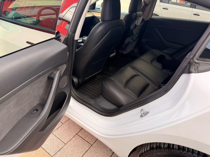Tesla Model 3 Long Range Dual Motor - Facelift , снимка 11 - Автомобили и джипове - 53262316