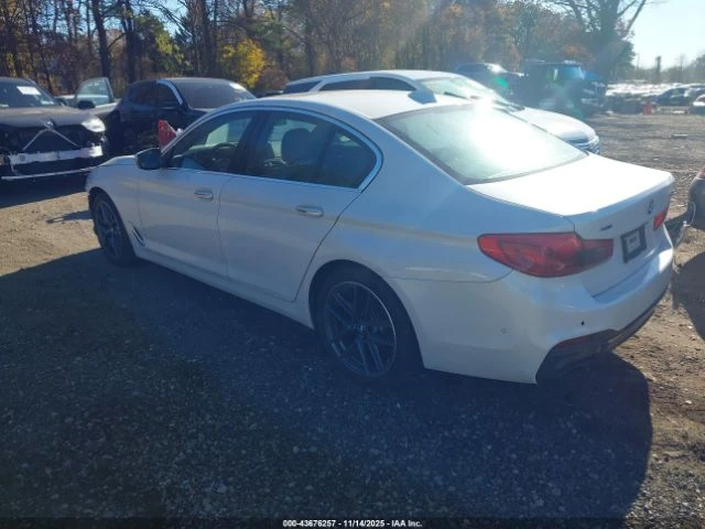 BMW 540 Xdrive* Keyless* Head-up* Подгреви* Ambient* SAT*  - изображение 4