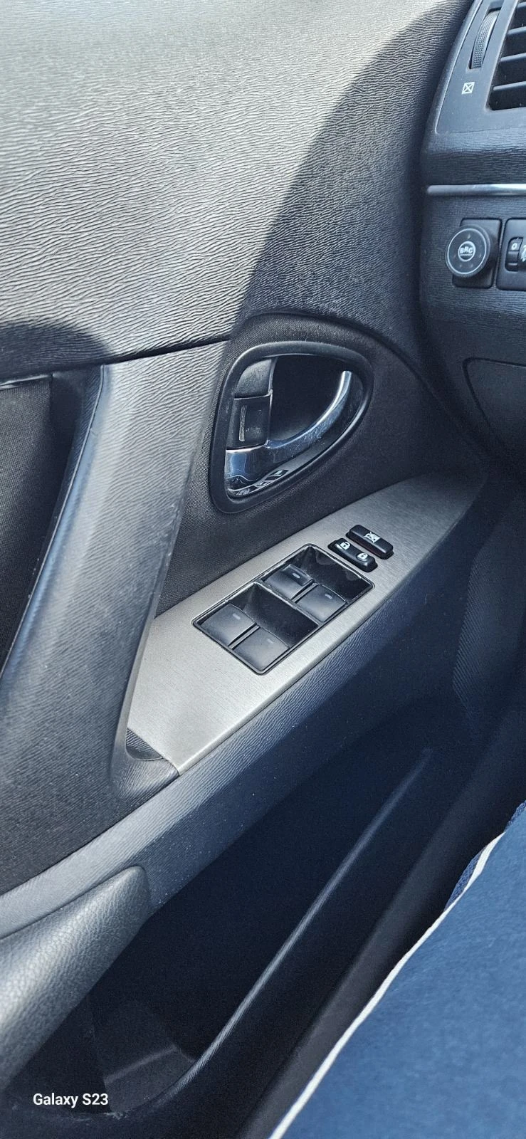 Toyota Avensis III Wagon 1.8i , снимка 9 - Автомобили и джипове - 52794867