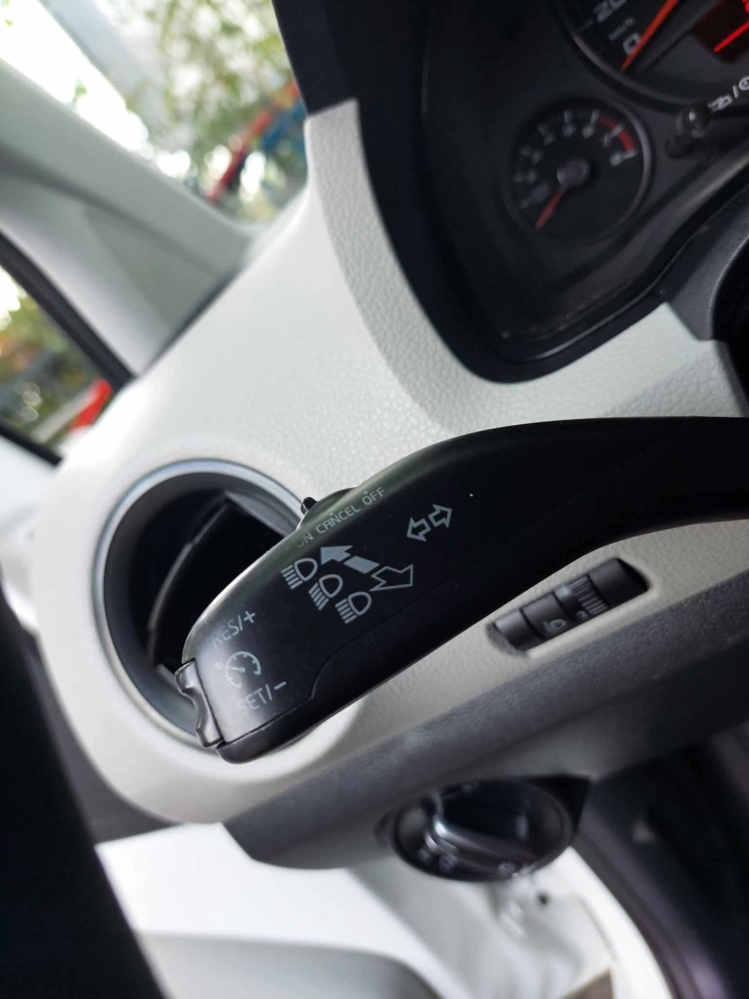 Seat Mii 1, 0i 60ps NAVI | Mobile.bg   11