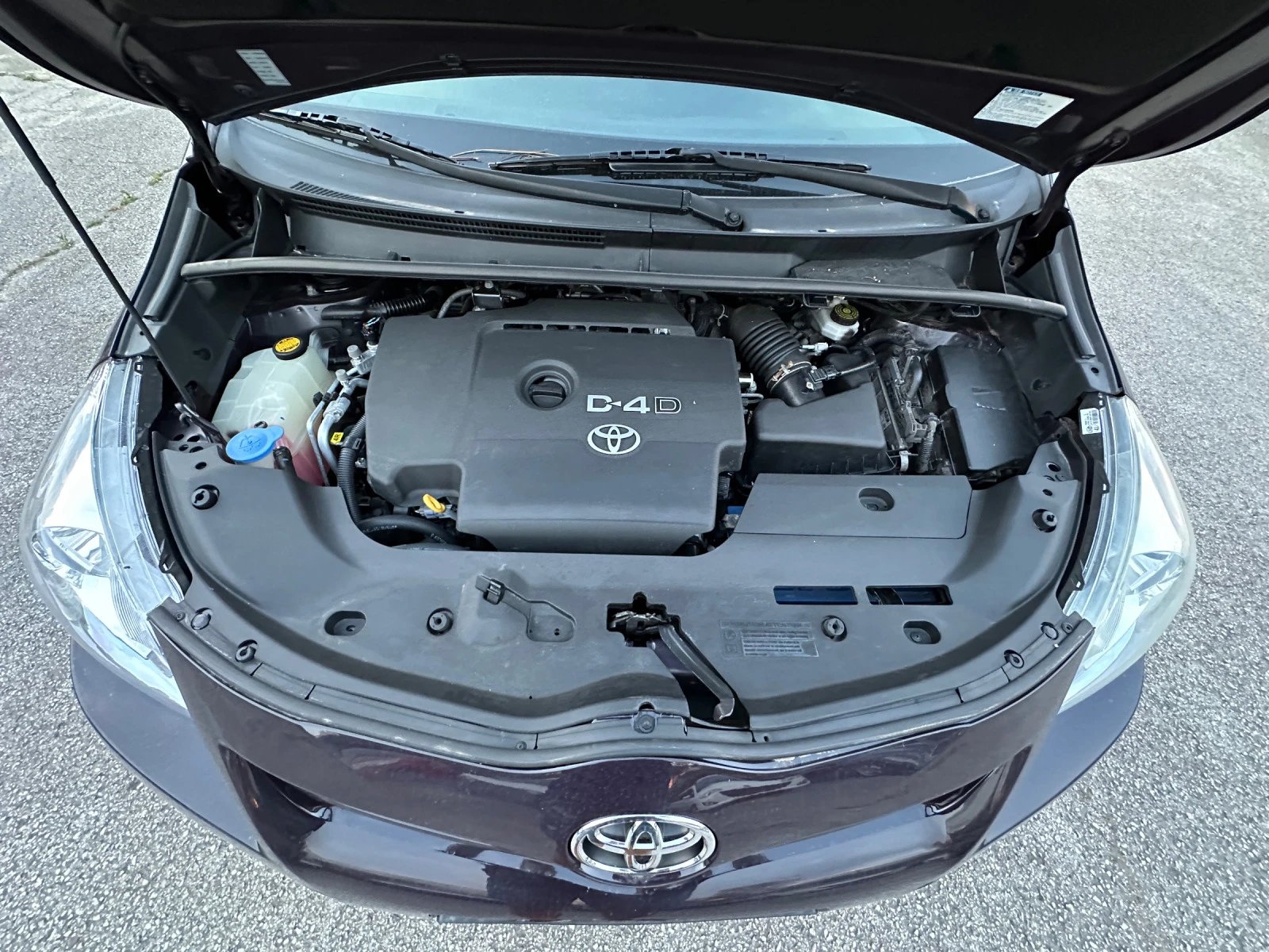 Toyota Verso 2.0D4D-126кс | Mobile.bg — изображение 15