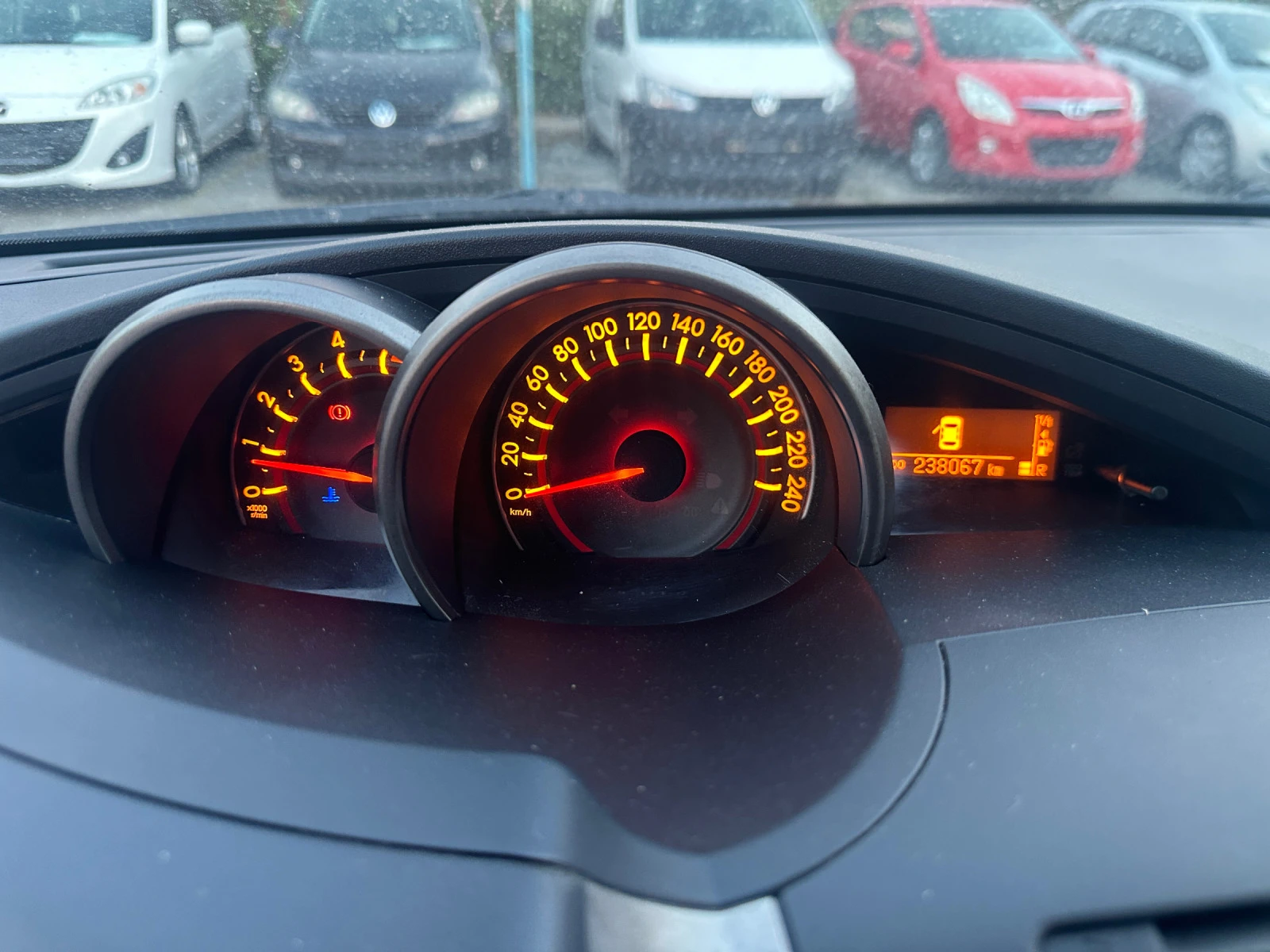 Toyota Verso 2.0D4D-126кс | Mobile.bg — изображение 12