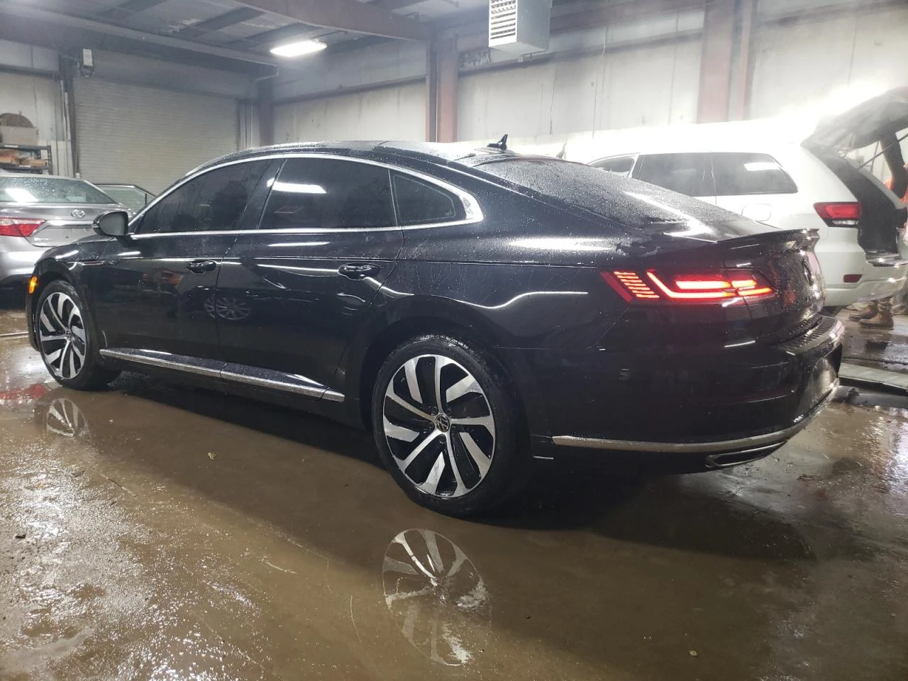 VW Arteon SEL R-LINE  - изображение 4