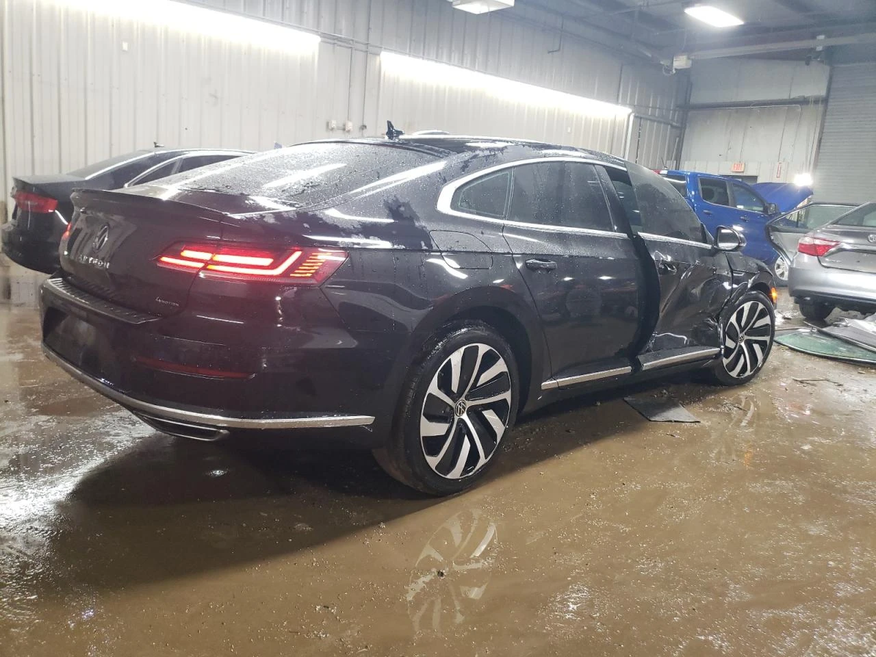 VW Arteon SEL R-LINE  - изображение 3