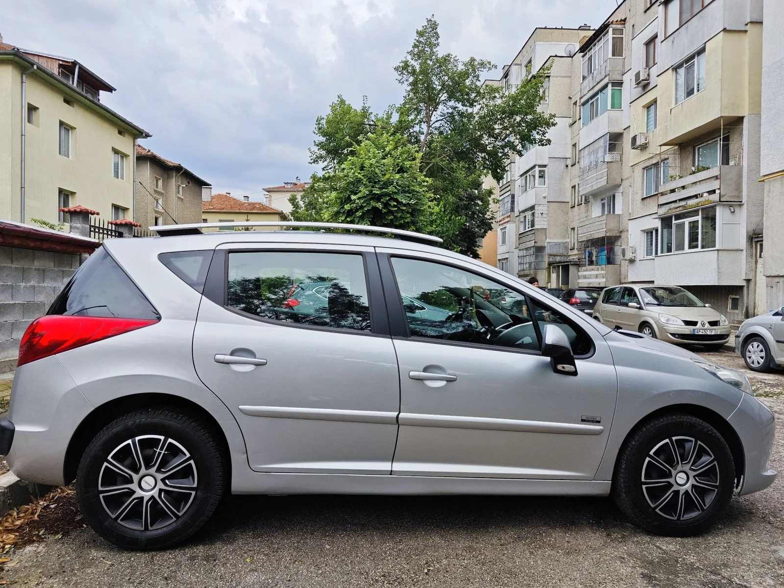 Peugeot 207 1.6 HDI - изображение 5