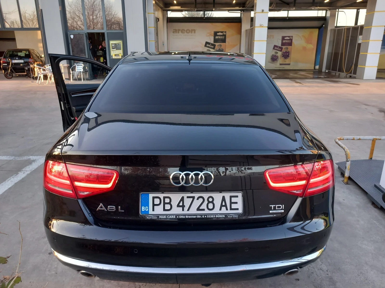 Audi A8 4.2 TDI - изображение 6