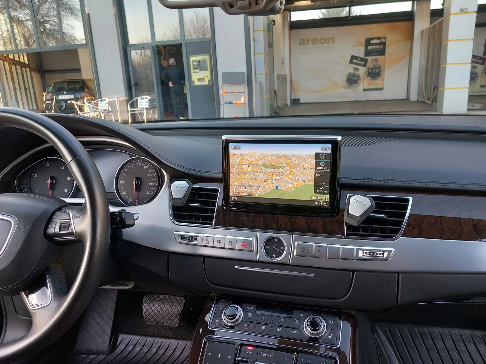 Audi A8 4.2 TDI - изображение 9
