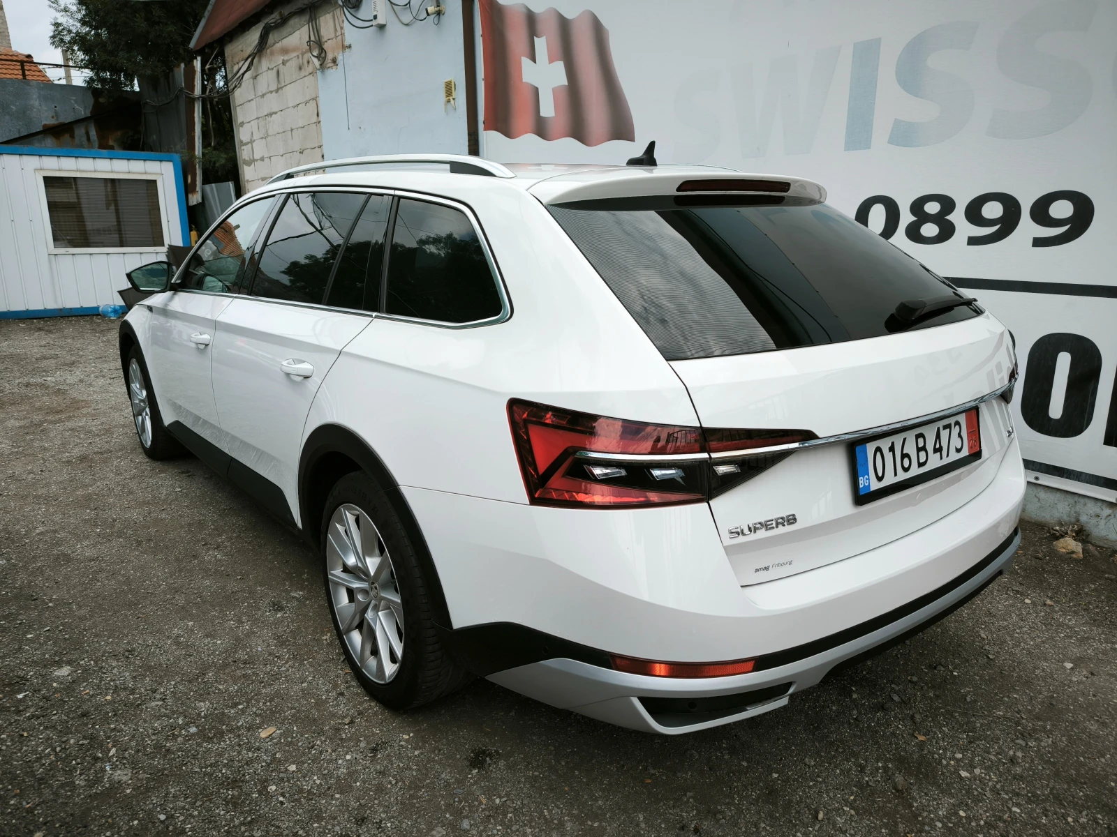 Skoda Superb Scout 2.0T 280 4x4 Швейцария matrix digital distro - изображение 6
