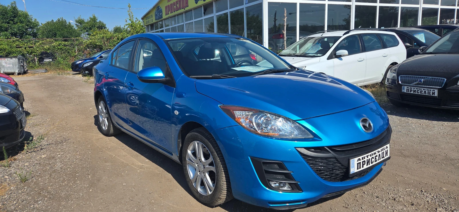 Mazda 3 АВТОМАТ СЕДАН - изображение 3