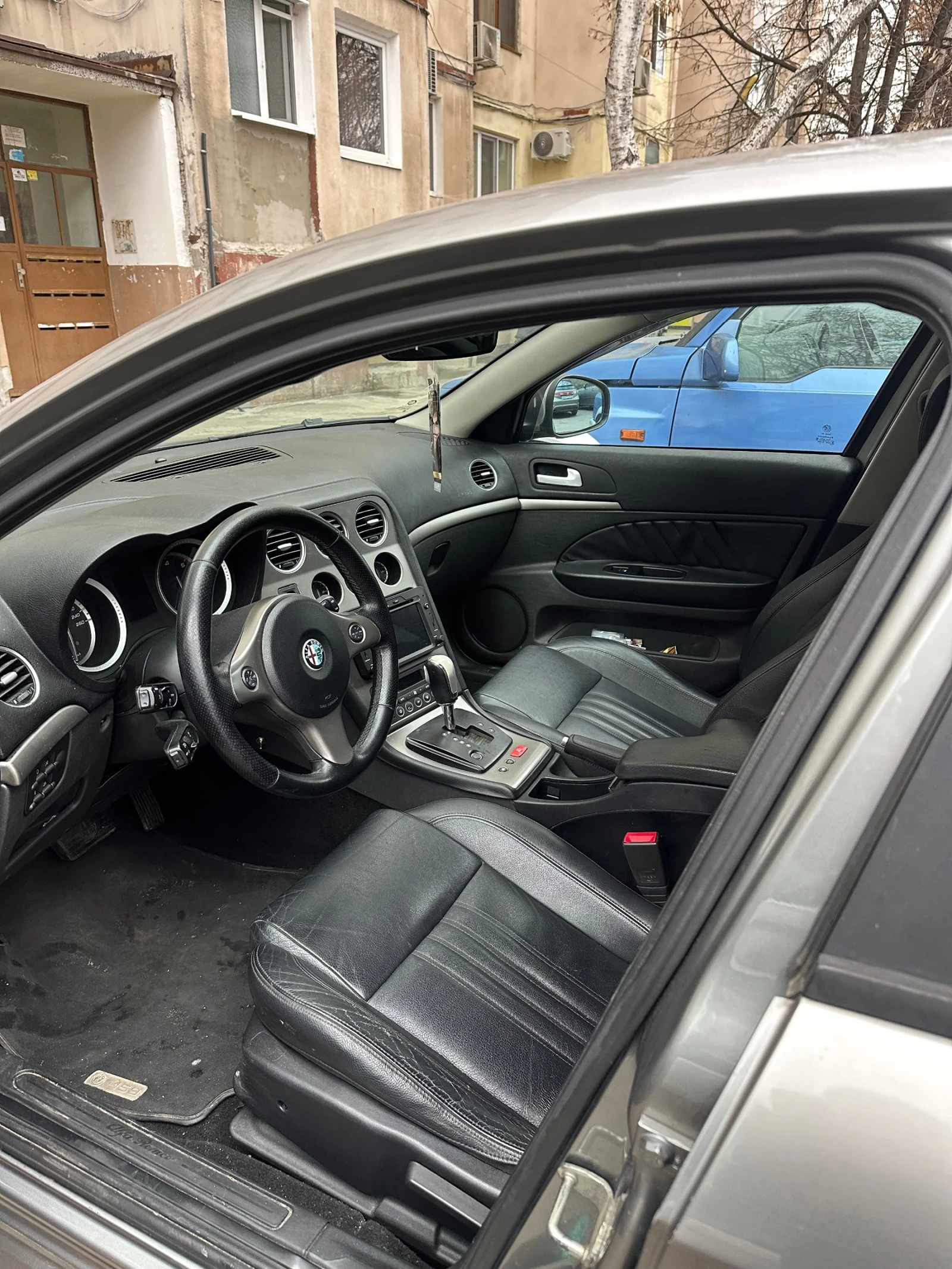 Alfa Romeo 159 sportwagon 1.9jtdm - изображение 8