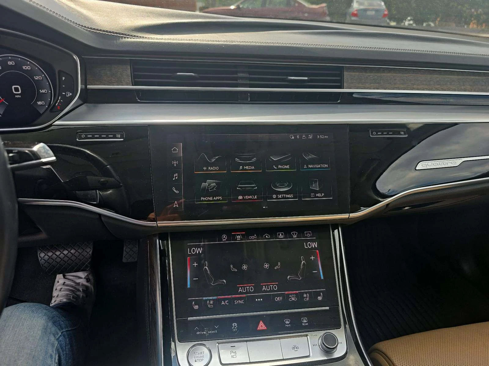 Audi A8 L* 55* TFSI* QUATTRO* ОБДУХВАНЕ* ДИСТРОНИК* МАСАЖ - изображение 8