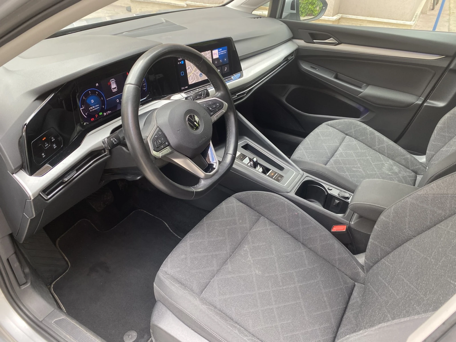 VW Golf  2.0 TDI / DSG/ Life Business / SW - изображение 10