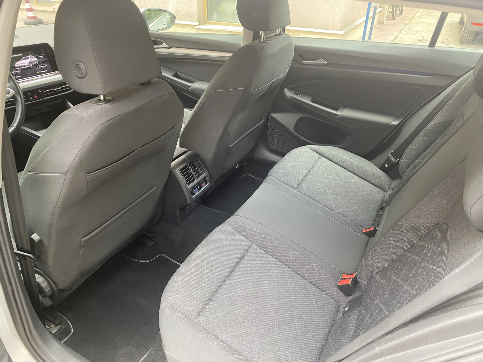 VW Golf  2.0 TDI / DSG/ Life Business / SW | Mobile.bg   12