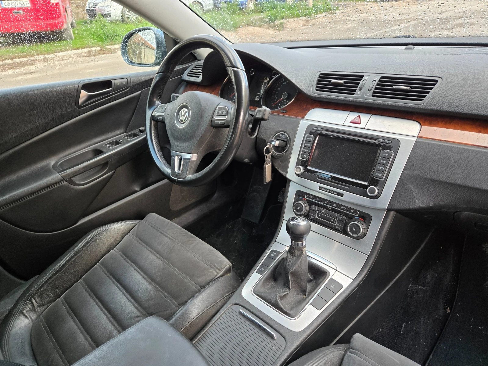 VW Passat 2.0 TDI Германия Нави Ксенон Кожа Парктроник 170PS - изображение 7