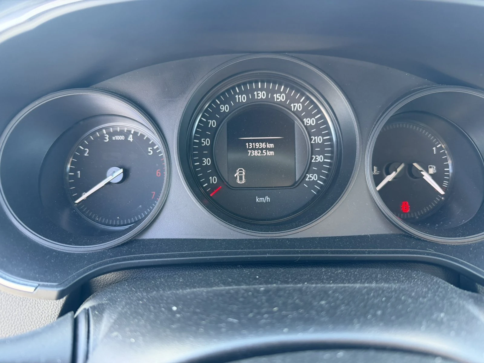 Renault Megane 1.3TCe Sedan 140k.c. | Mobile.bg � ����������� 17