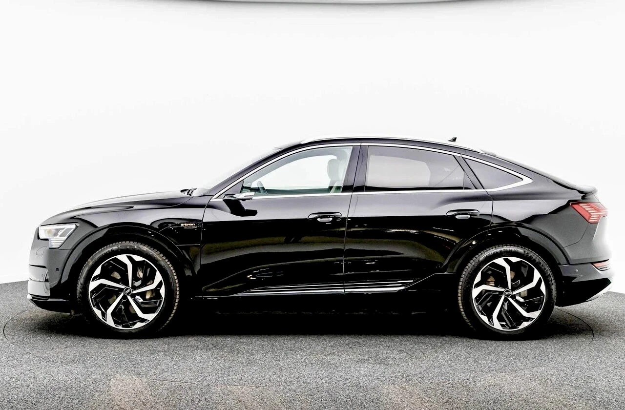 Audi E-Tron Sportback| Pano| Navi| 360| TV| Black