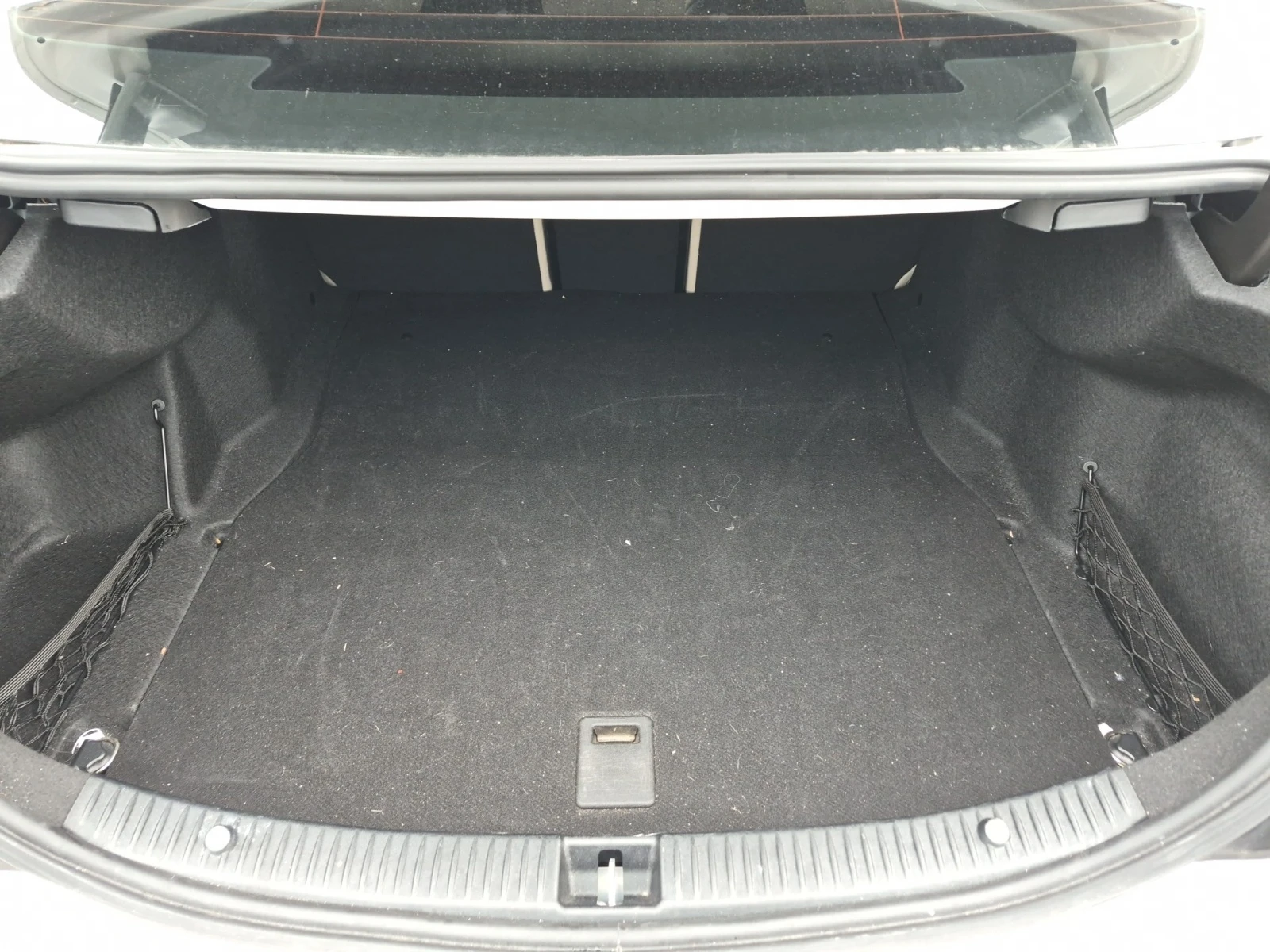 Mercedes-Benz C 300 * * CARFAX * * АВТО КРЕДИТ * * , снимка 9 - Автомобили и джипове - 54213382