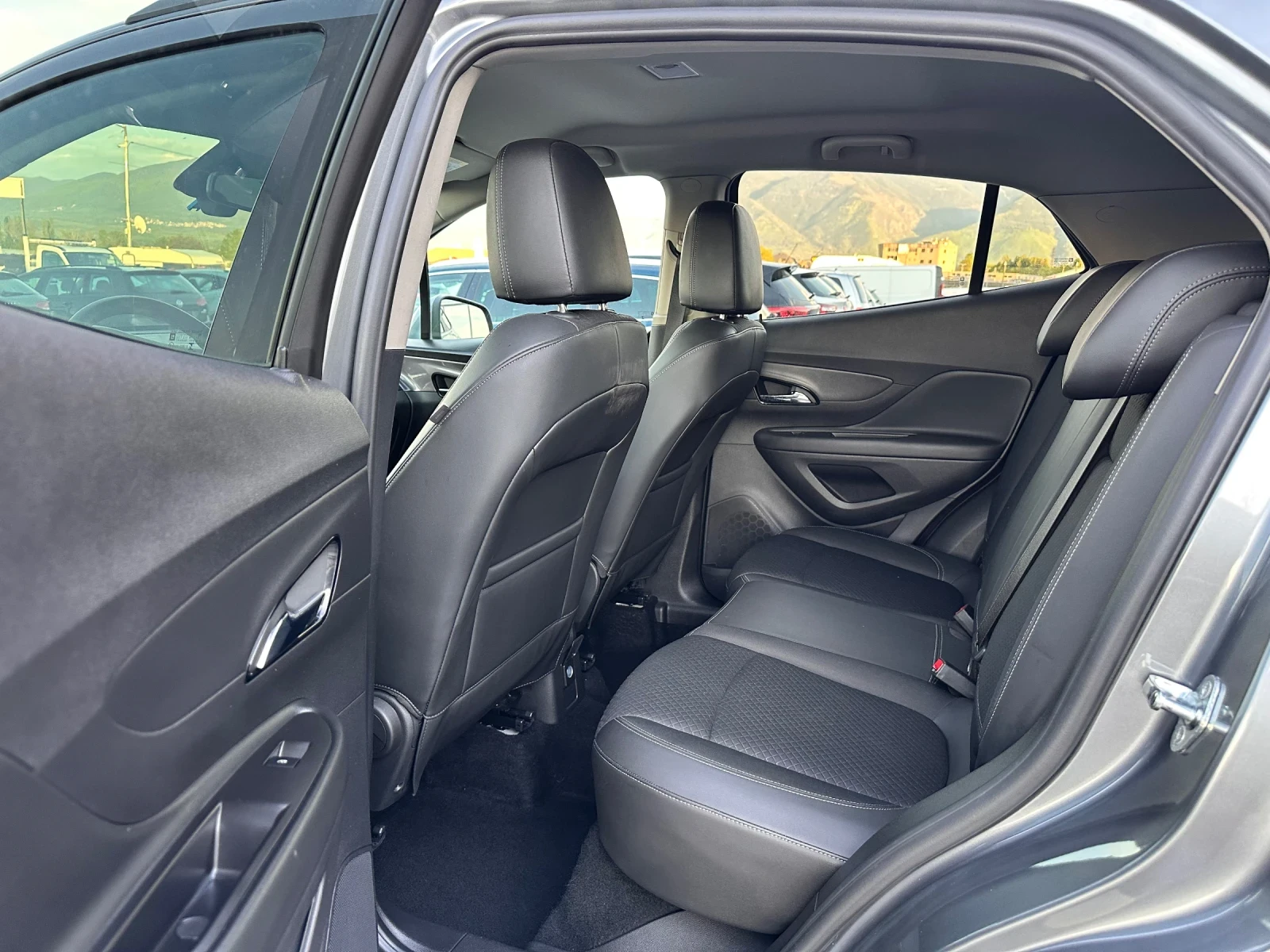 Opel Mokka X 1.4T-LPG-INNOVATION-РЕАЛЕН ПРОБЕГ-КОЖА-ЛЕД-ТОП, снимка 14 - Автомобили и джипове - 54423682