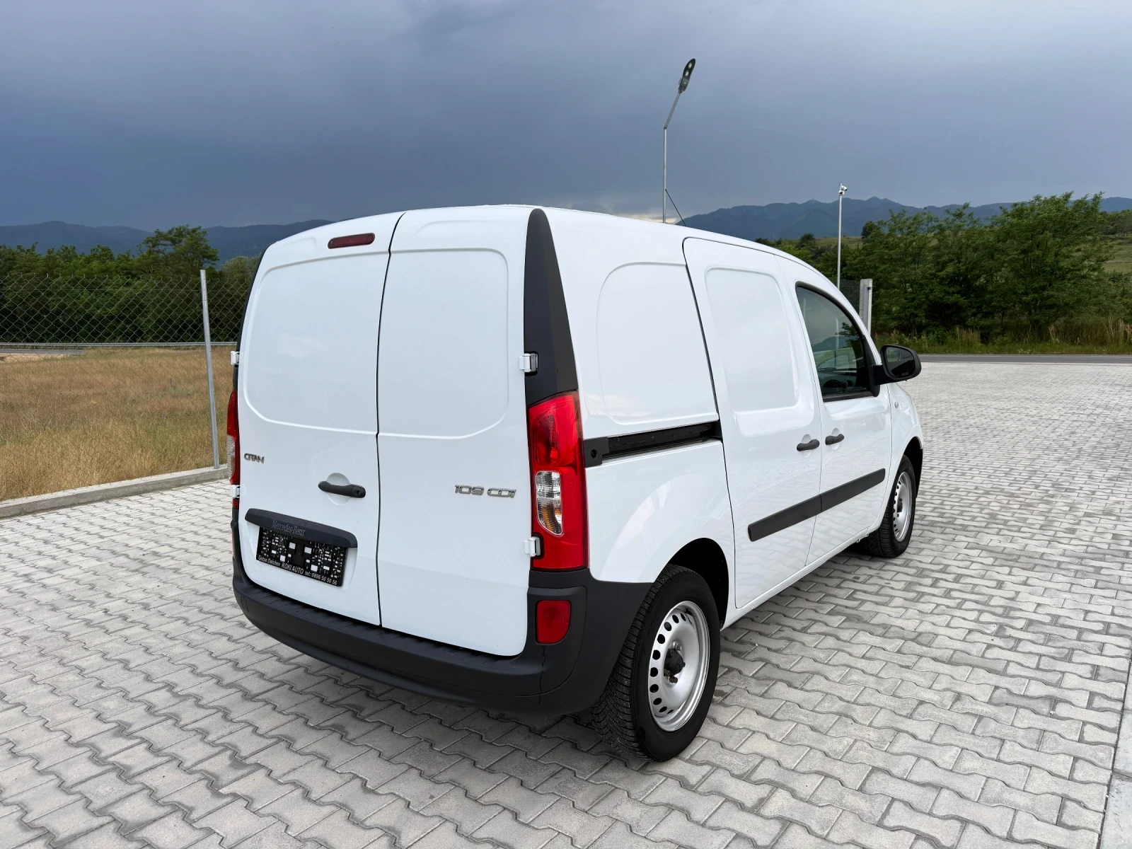 Mercedes-Benz Citan 1.5 DCI 2+ 1, снимка 6 - Автомобили и джипове - 54875579