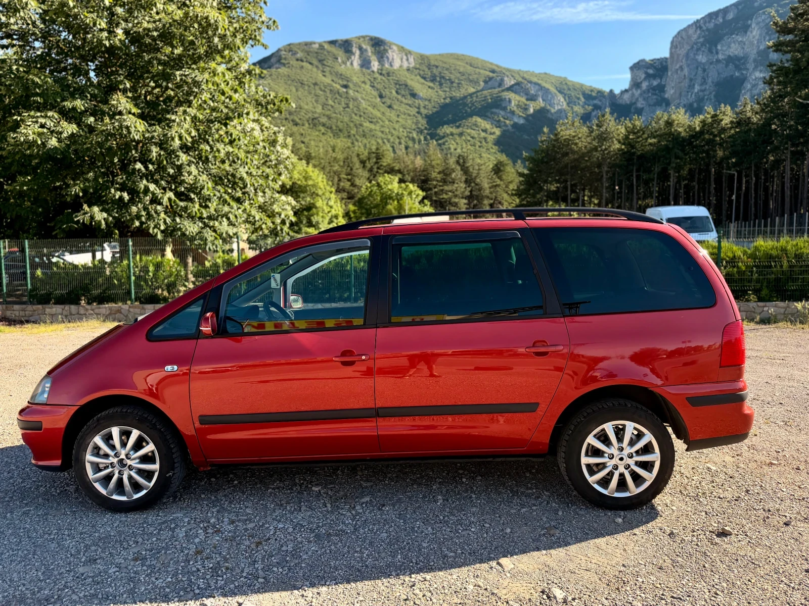 Seat Alhambra 1.9 TDI , снимка 7 - Автомобили и джипове - 54932498
