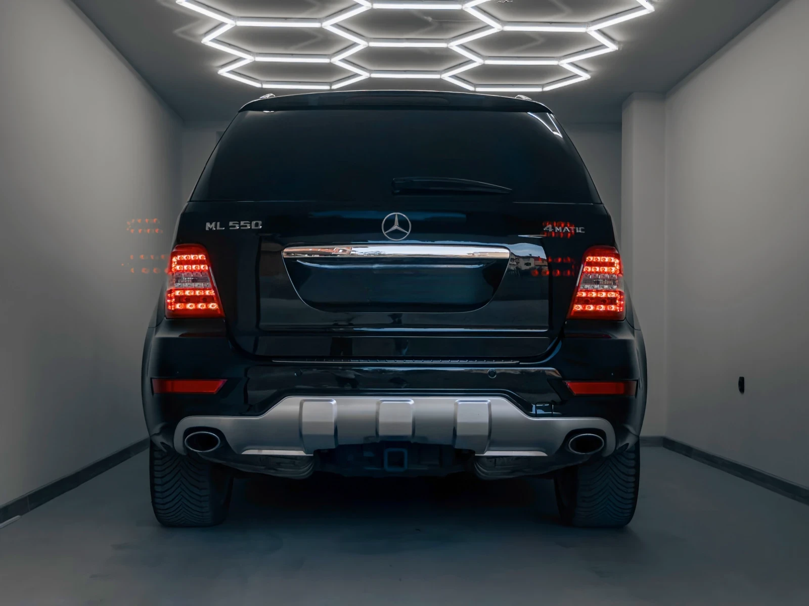 Mercedes-Benz ML 550 5.5* 388* AMG* KEYLESS* START STOP* CARFAX | Mobile.bg � ����������� 3