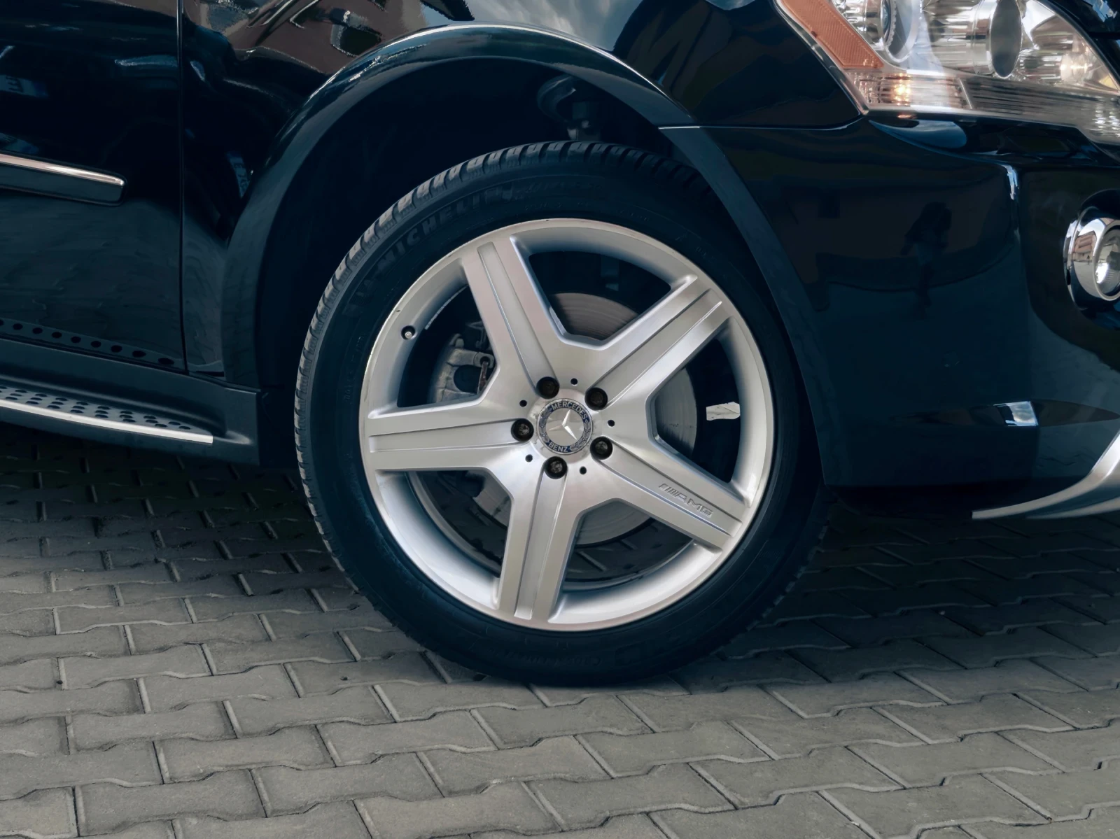 Mercedes-Benz ML 550 5.5* 388* AMG* KEYLESS* START STOP* CARFAX | Mobile.bg � ����������� 6