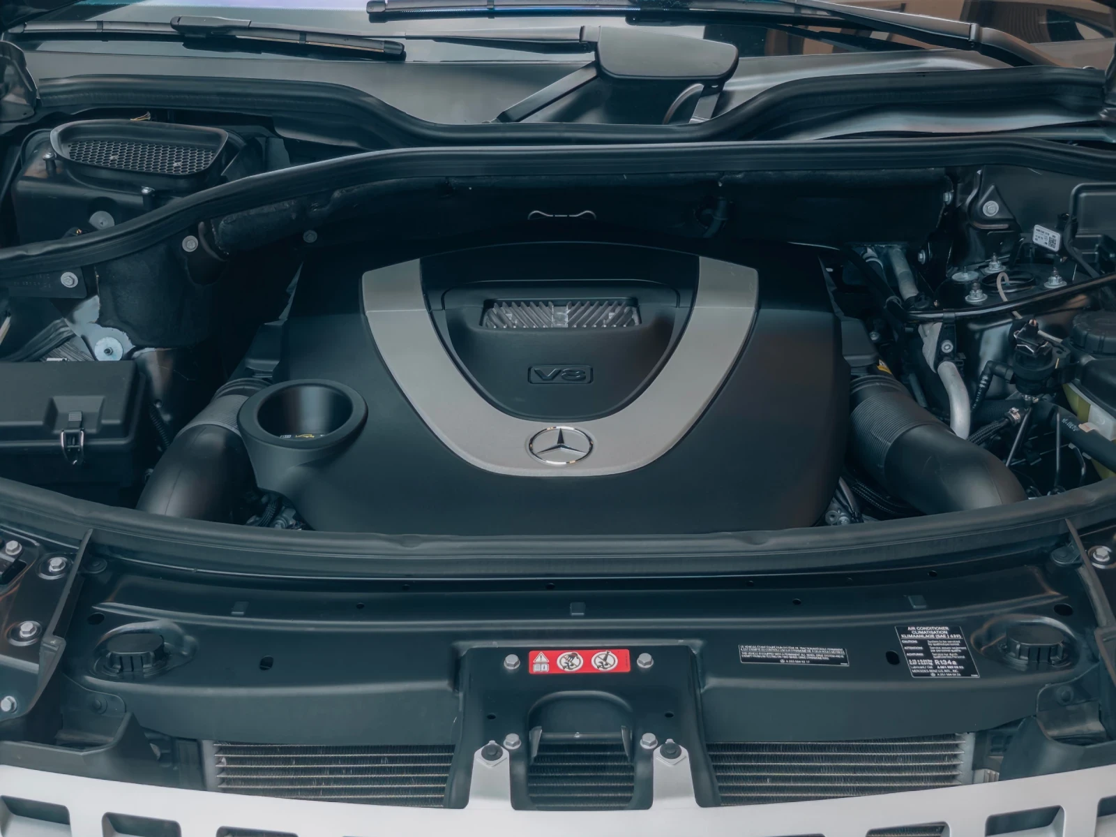 Mercedes-Benz ML 550 5.5* 388* AMG* KEYLESS* START STOP* CARFAX | Mobile.bg � ����������� 17