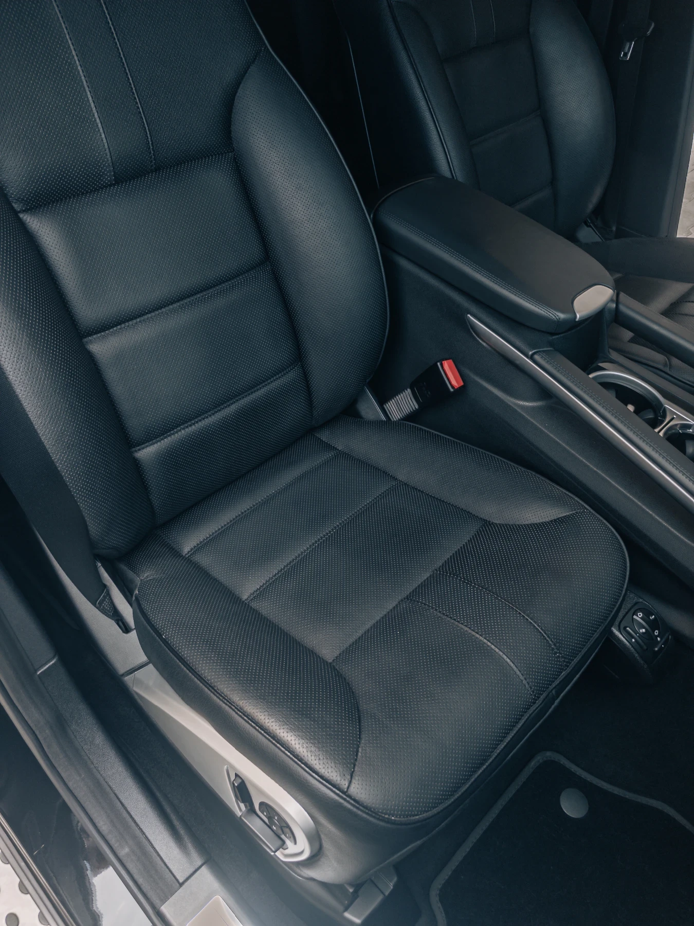 Mercedes-Benz ML 550 5.5* 388* AMG* KEYLESS* START STOP* CARFAX | Mobile.bg � ����������� 13