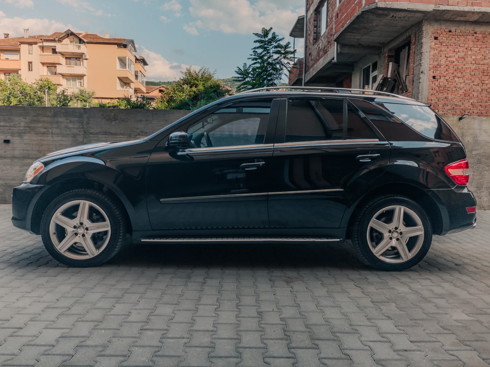 Mercedes-Benz ML 550 5.5* 388* AMG* KEYLESS* START STOP* CARFAX | Mobile.bg � ����������� 5