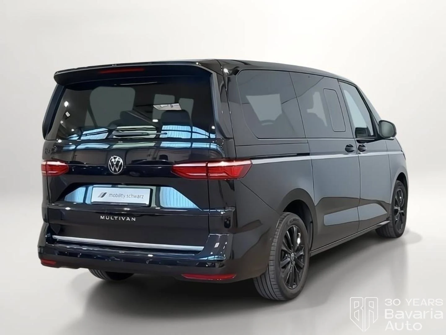 VW Multivan Style lang DSG Easy Open Basic, снимка 4 - Автомобили и джипове - 55401366