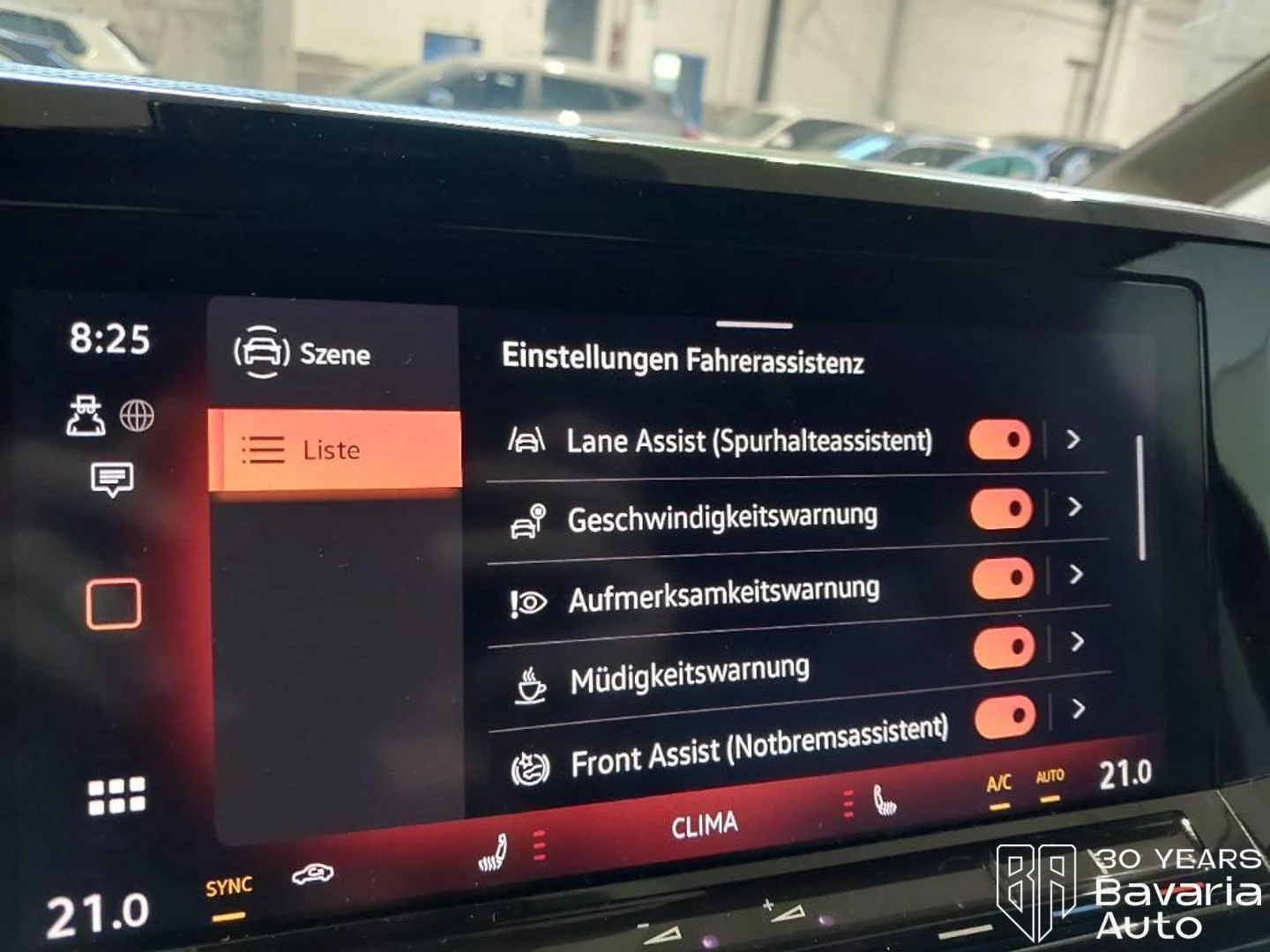 VW Multivan Style lang DSG Easy Open Basic, снимка 11 - Автомобили и джипове - 55401366