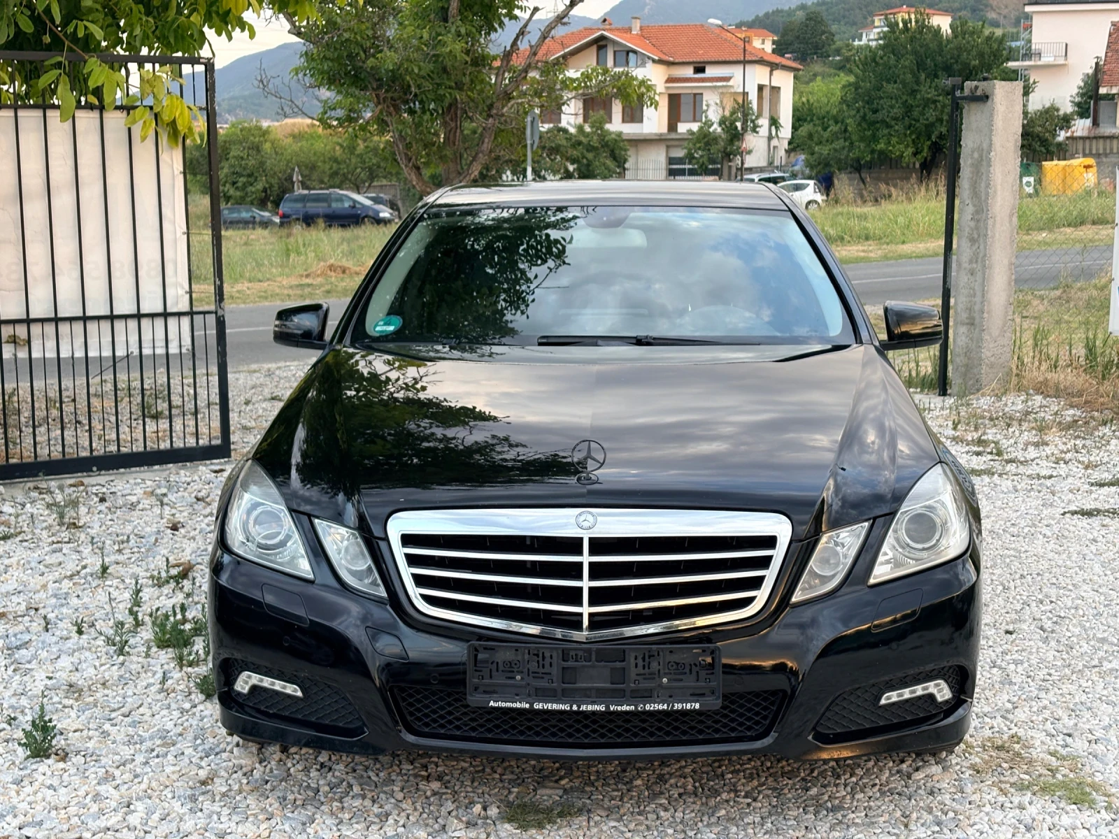 Mercedes-Benz E 220 Автомат Avangarde Сервизна История 273000км Уникат