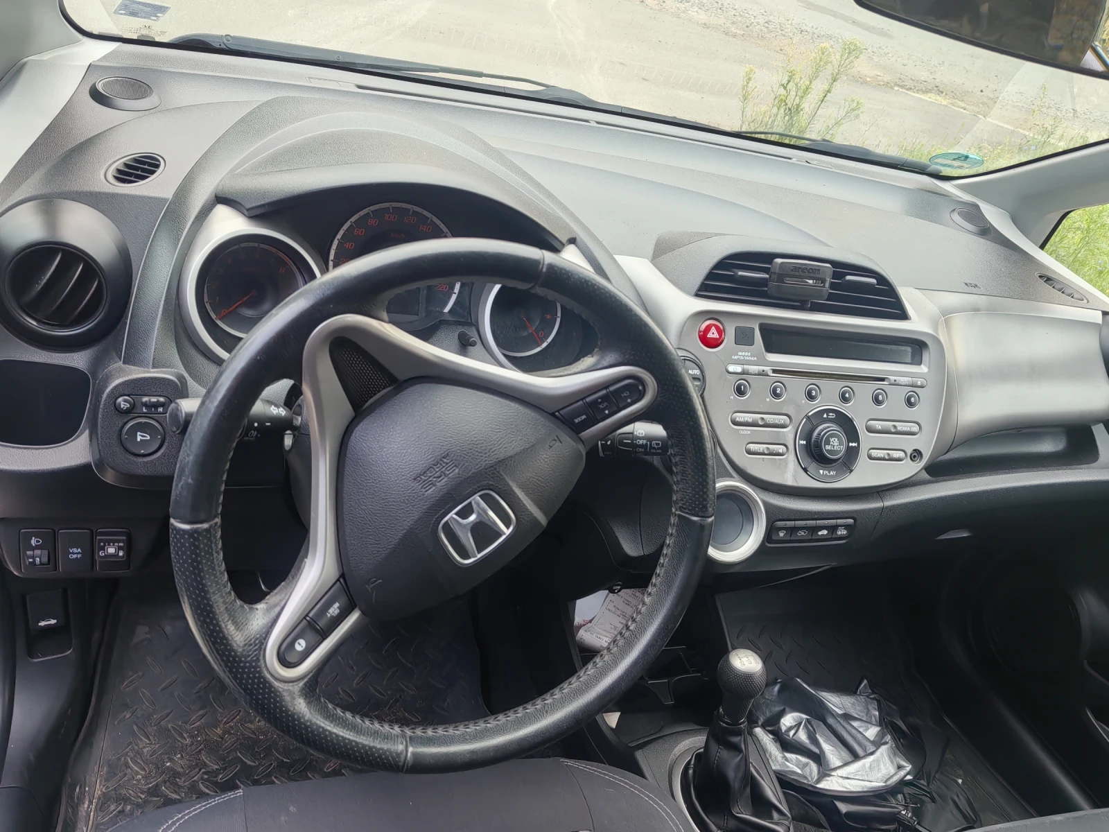 Honda Jazz 1400куб., снимка 6 - Автомобили и джипове - 55732433