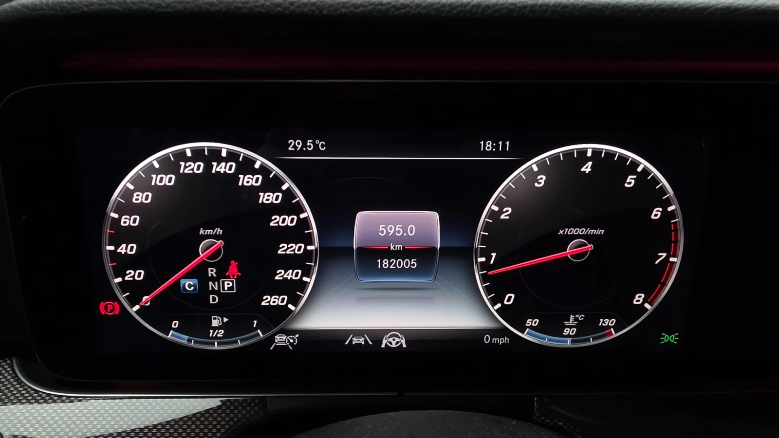 Mercedes-Benz E 300 4MATIC AMG Line | HUD | 360  | Вентилация, снимка 6 - Автомобили и джипове - 56213734