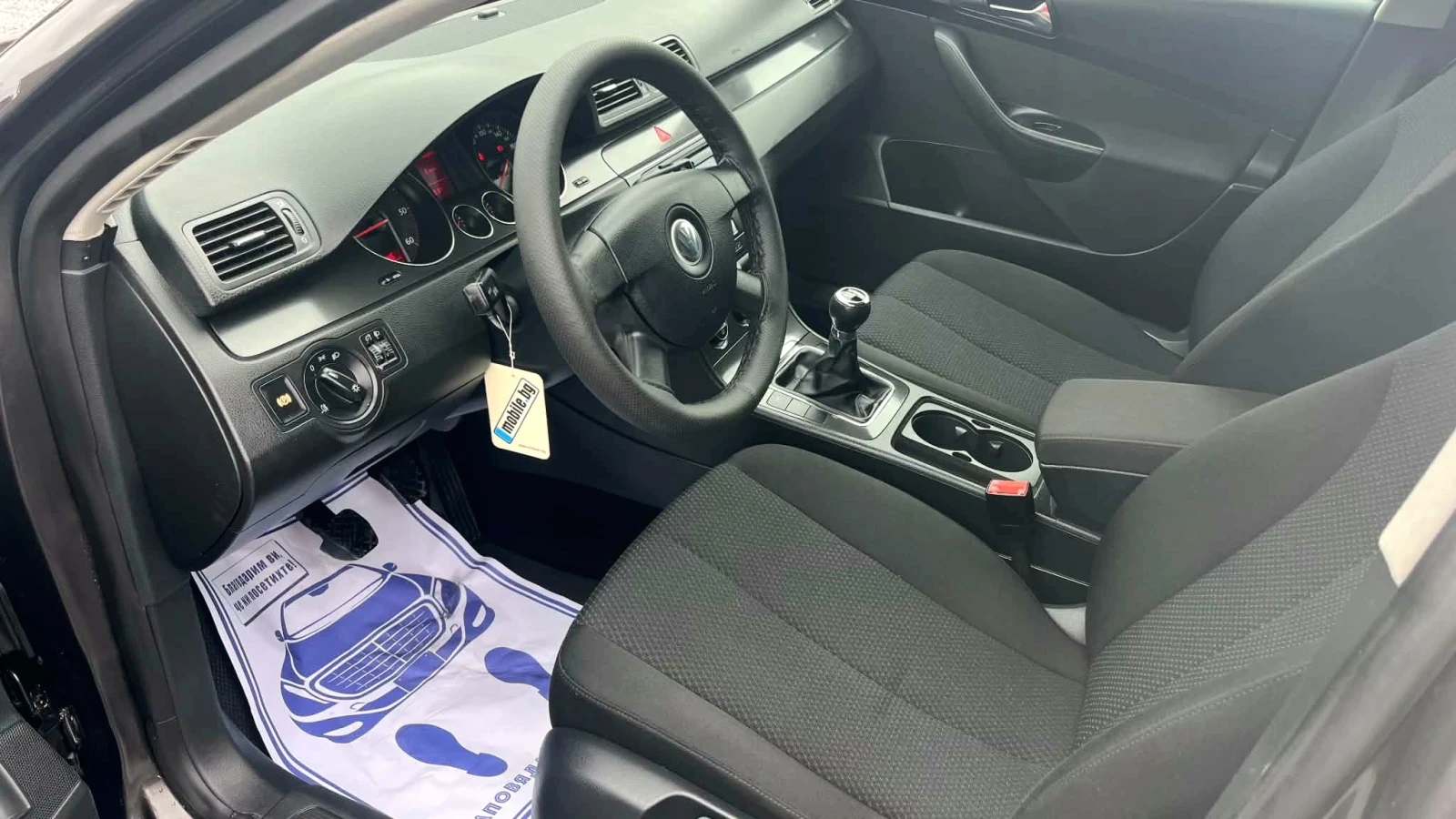 VW Passat 1.9 TDI, снимка 8 - Автомобили и джипове - 56232027