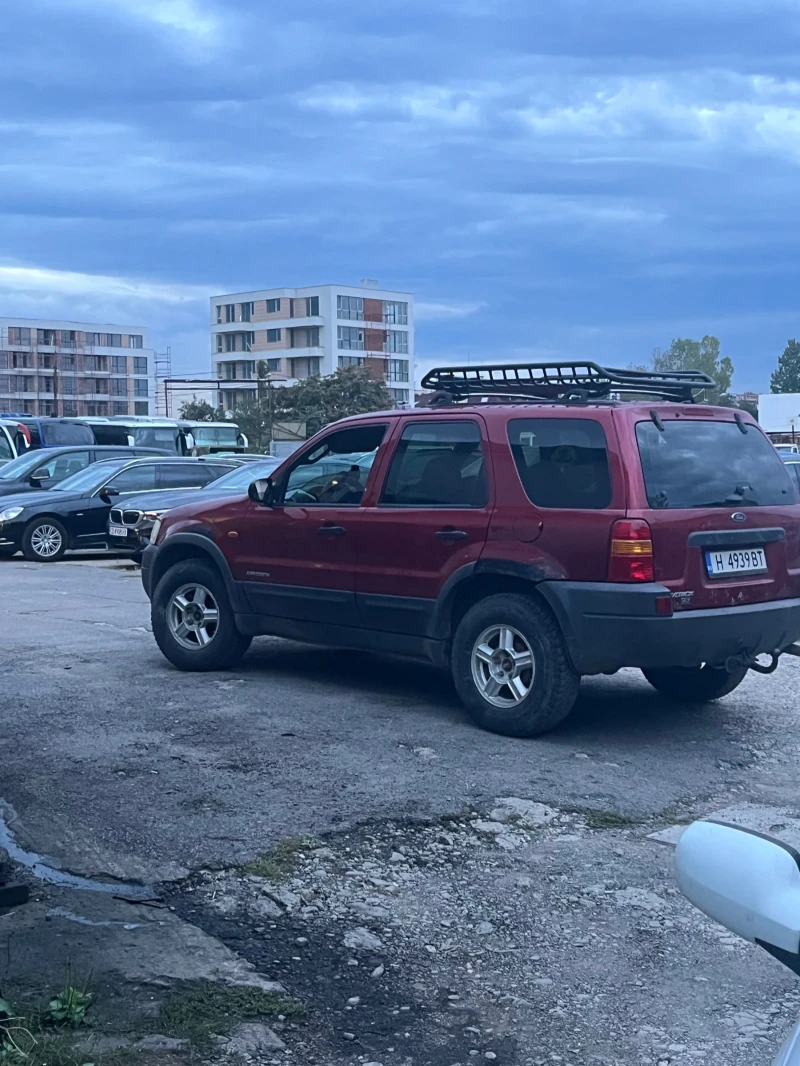 Ford Maverick 2.16 XLT, снимка 1 - Автомобили и джипове - 47377834