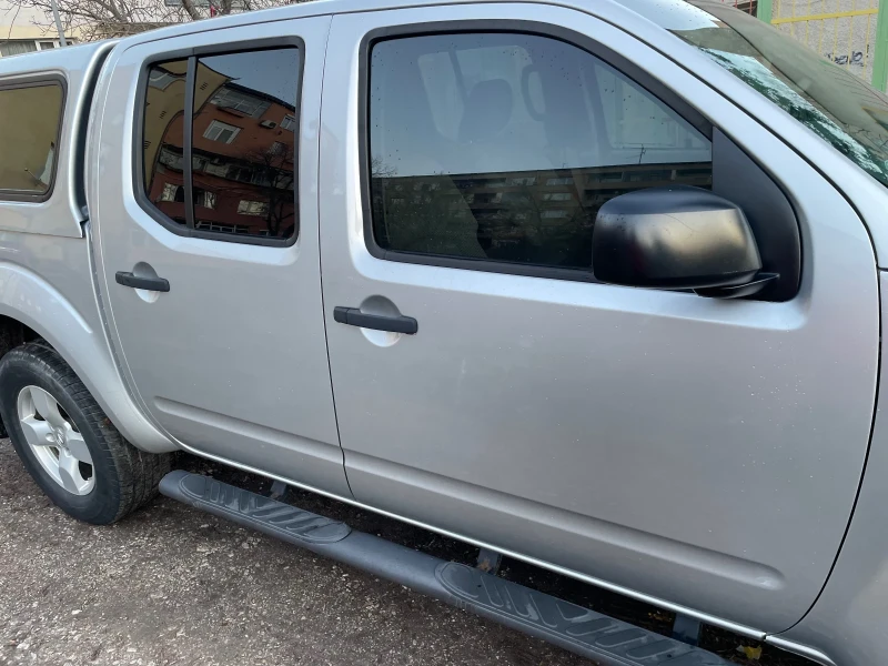 Nissan Navara, снимка 3 - Автомобили и джипове - 52067715