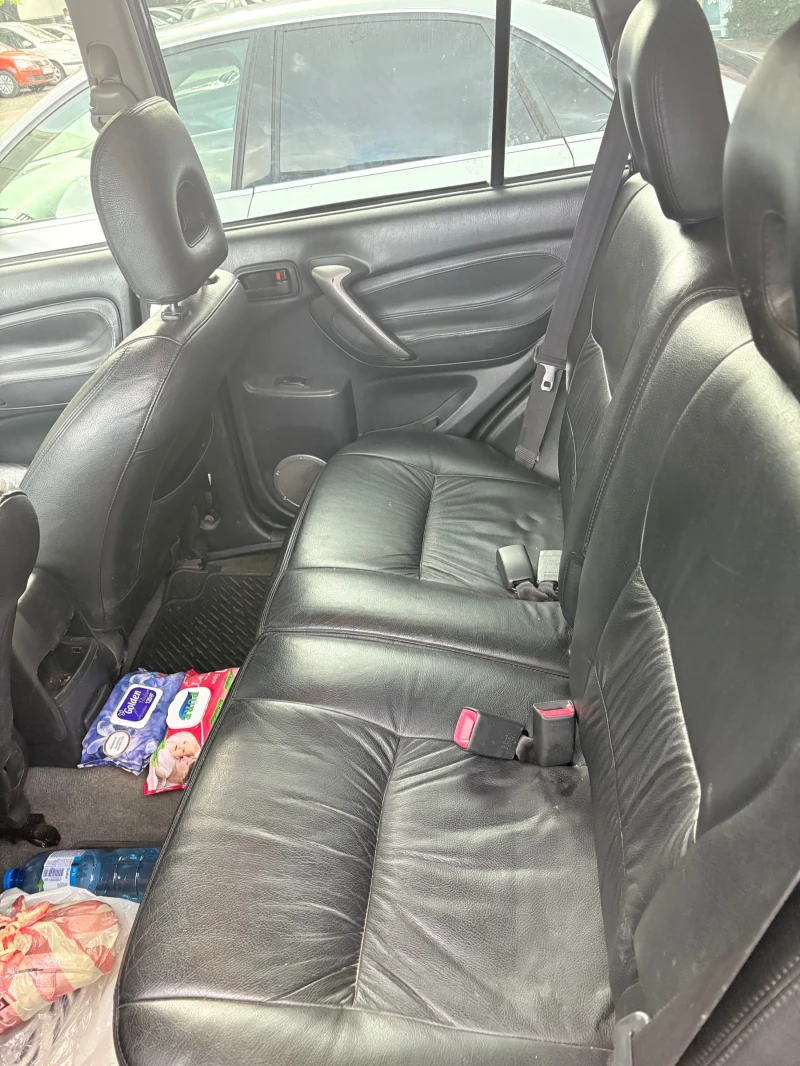 Toyota Rav4, снимка 9 - Автомобили и джипове - 52620728