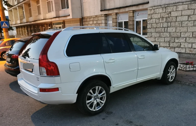 Volvo Xc90 D5, снимка 9 - Автомобили и джипове - 52484303