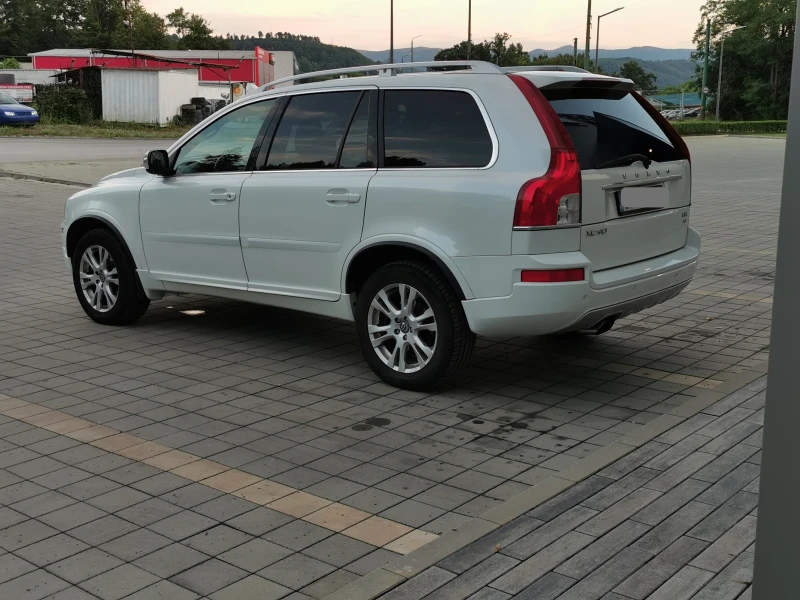 Volvo Xc90 D5, снимка 7 - Автомобили и джипове - 52484303