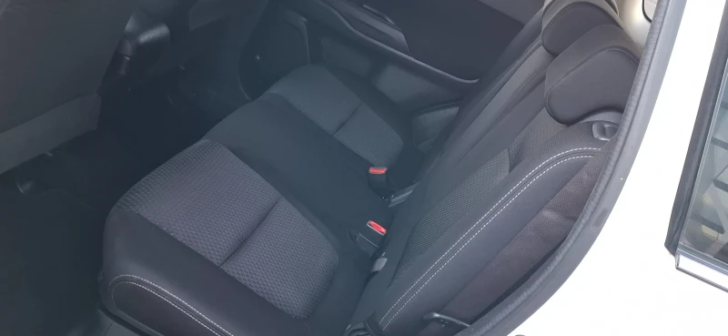 Mitsubishi Outlander 2.2 4x4 Led Камера Facelift  Бяла Перла 7места, снимка 13 - Автомобили и джипове - 52752615