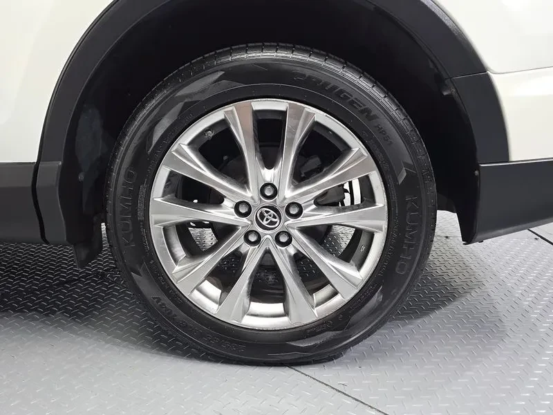 Toyota Rav4 2.5 4Wd Hybrid , снимка 4 - Автомобили и джипове - 56131094