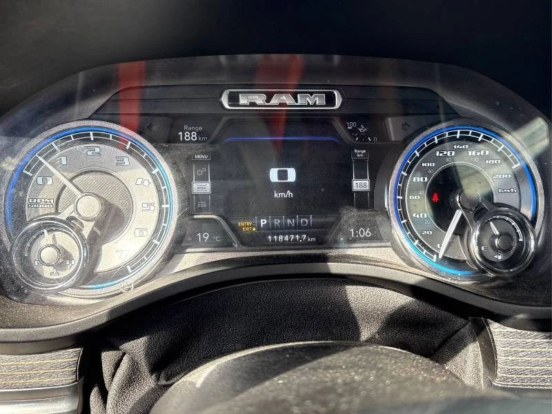 Dodge RAM 1500 * Limited * 4X4 * CREW CAB * CARFAX | Mobile.bg � ����������� 10