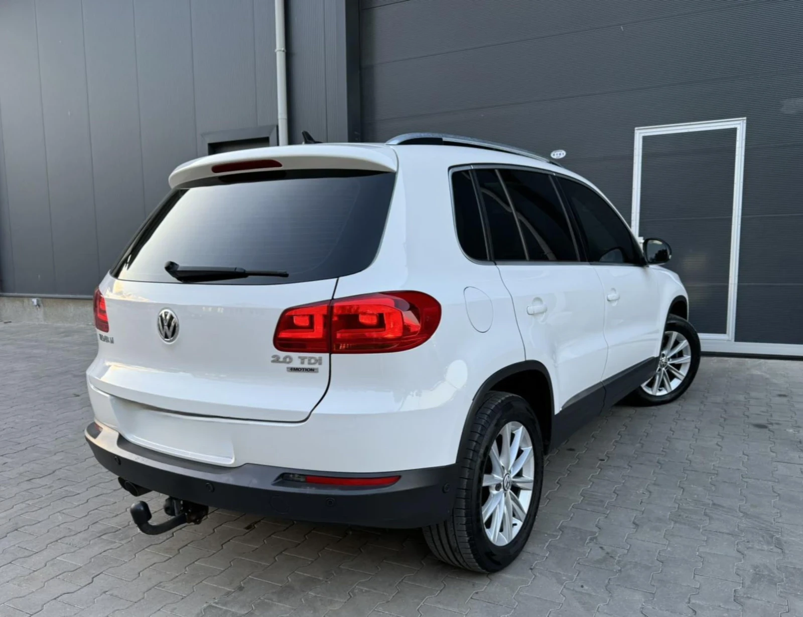 VW Tiguan 4х4 Панорама Автомат  - изображение 6