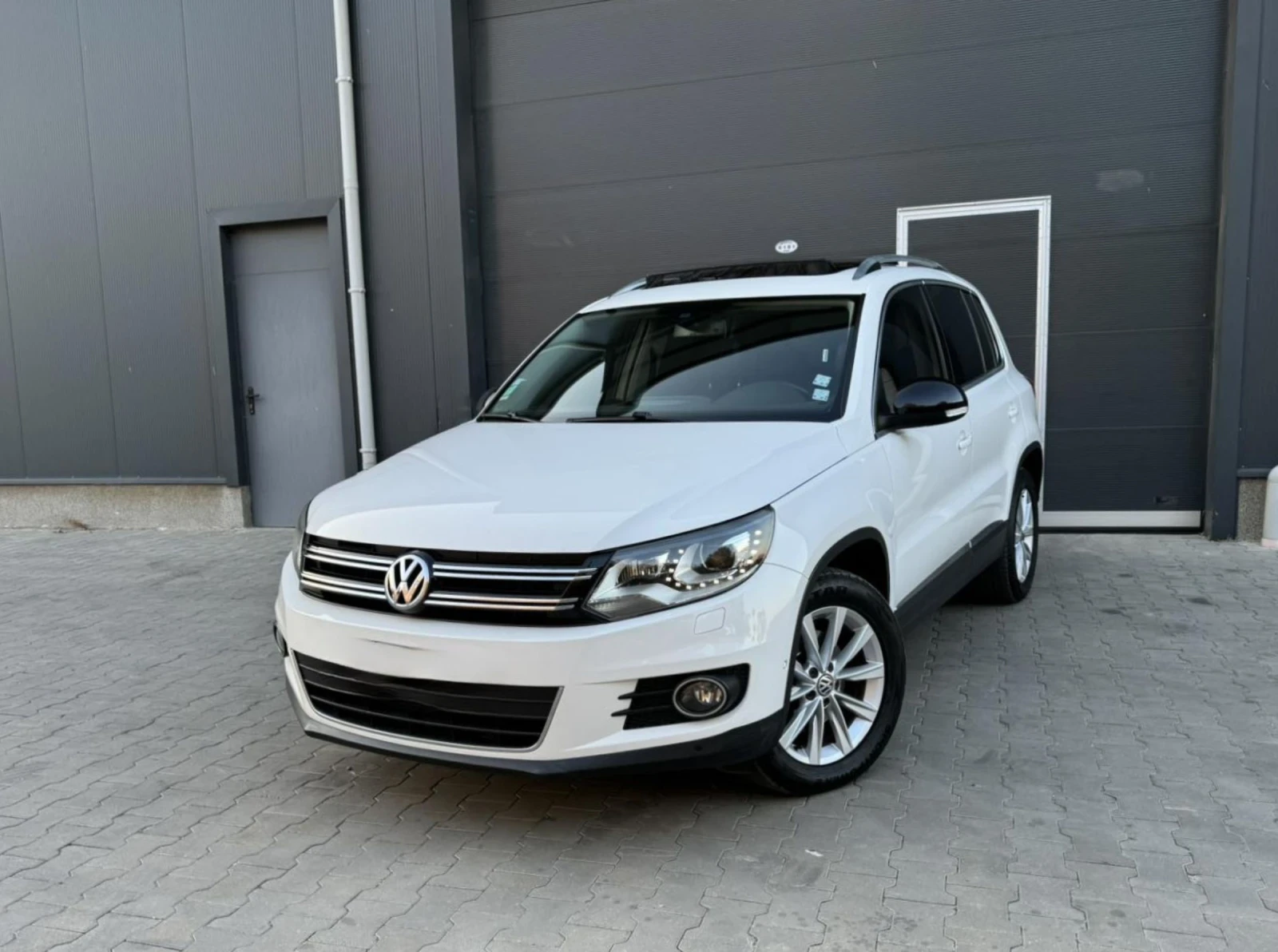 VW Tiguan 4х4 Панорама Автомат  - [1] 